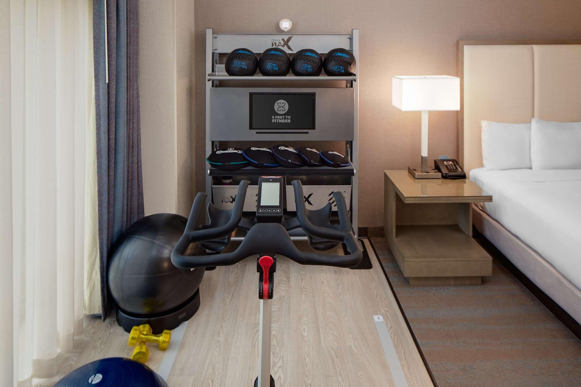 Doubletree By Hilton Irvine Spectrum Екстер'єр фото
