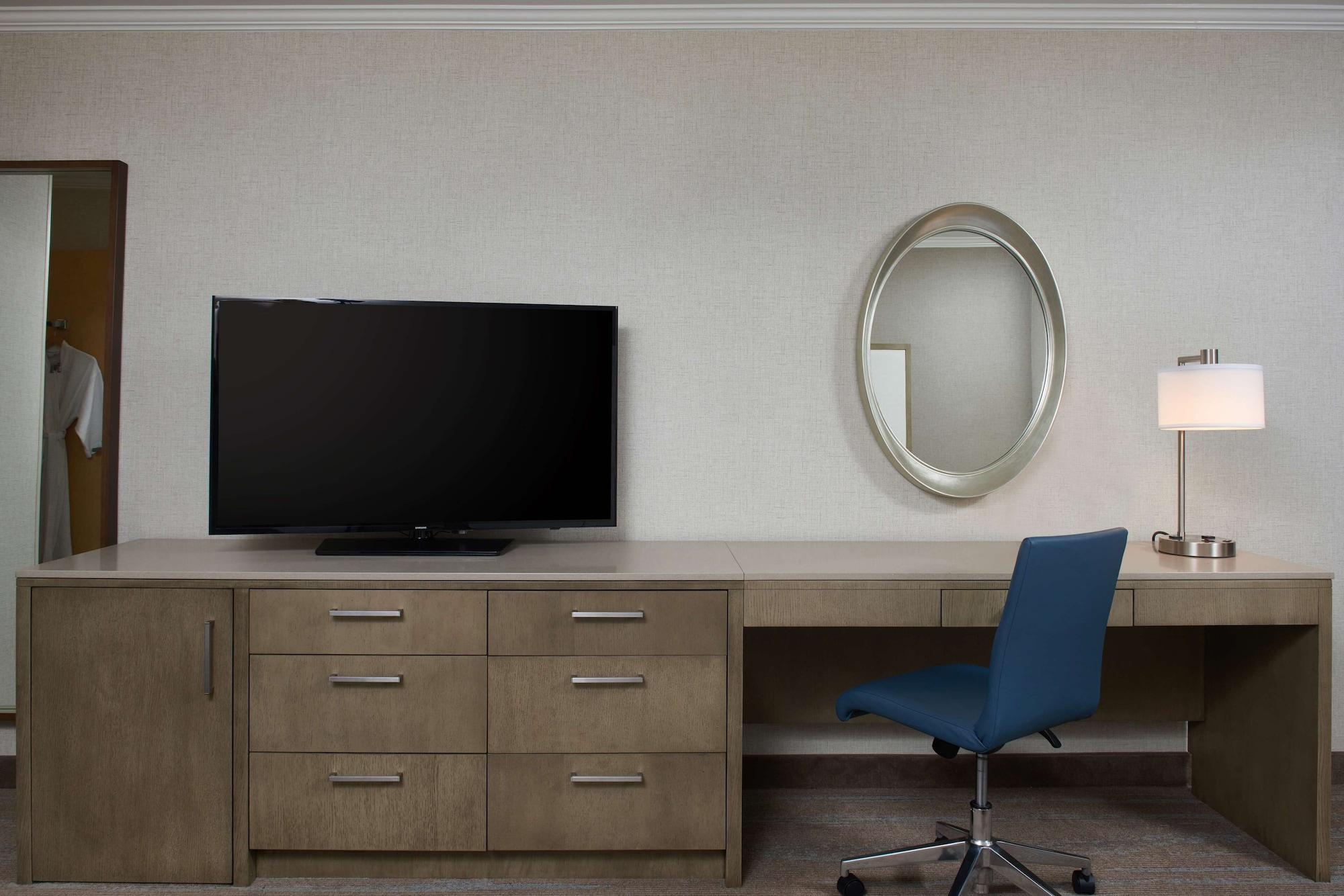 Doubletree By Hilton Irvine Spectrum Екстер'єр фото