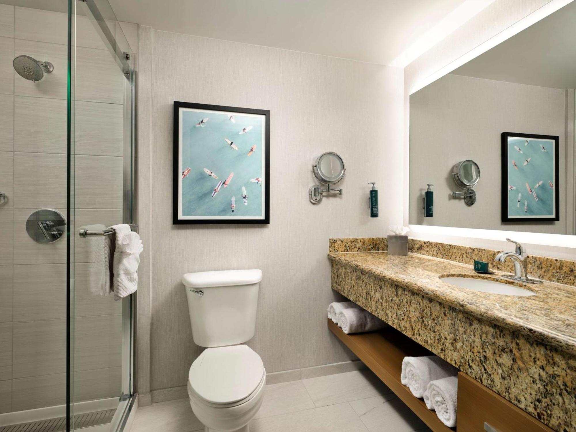 Doubletree By Hilton Irvine Spectrum Екстер'єр фото