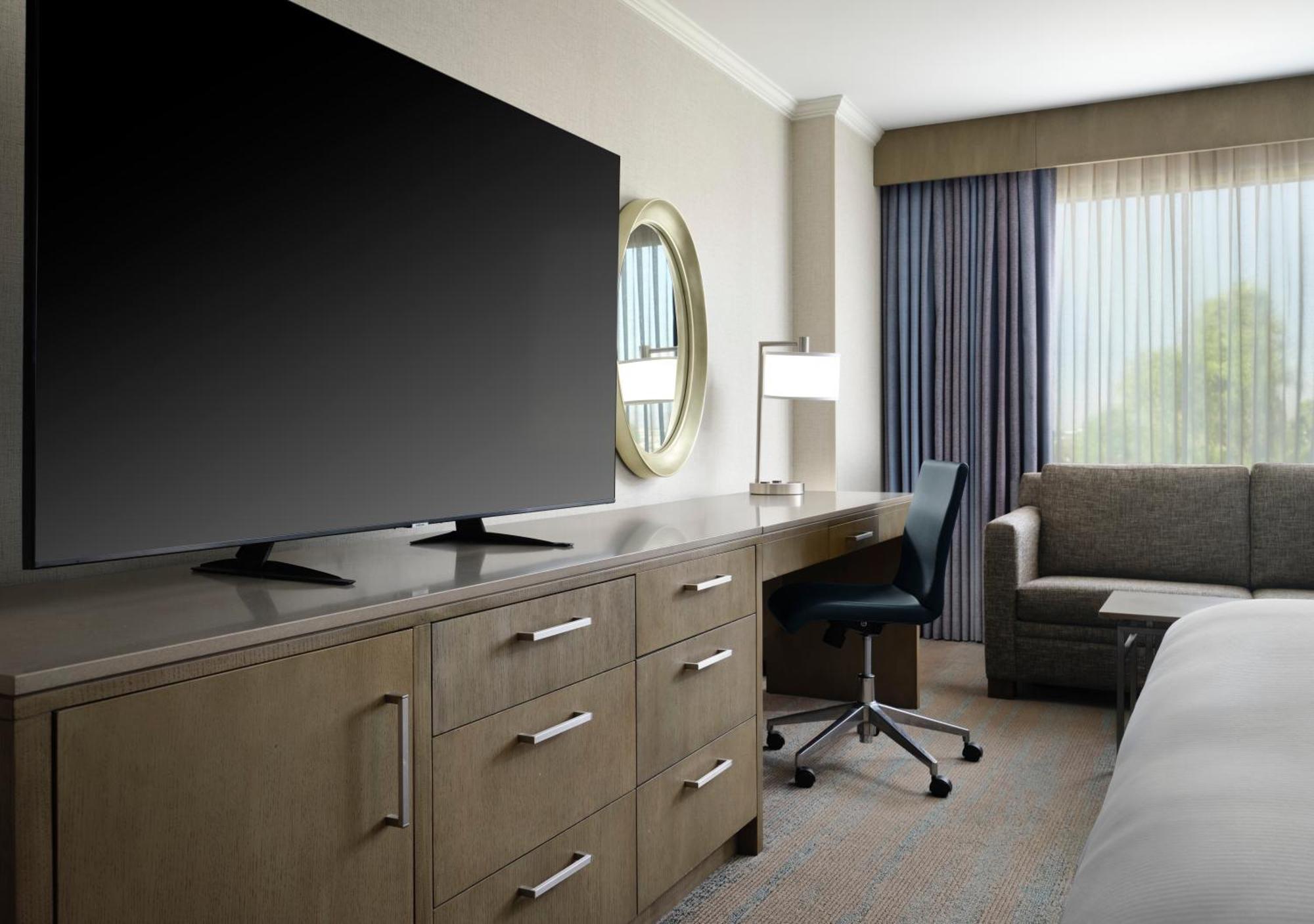 Doubletree By Hilton Irvine Spectrum Екстер'єр фото