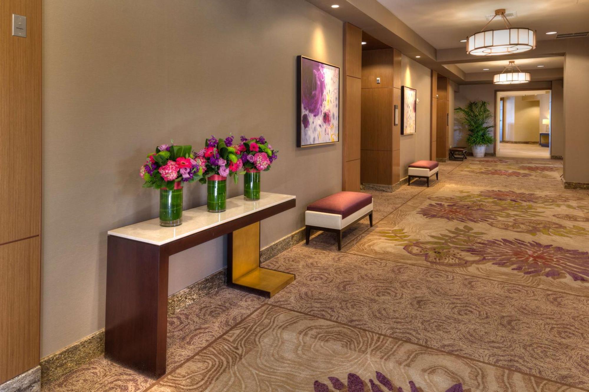 Doubletree By Hilton Irvine Spectrum Екстер'єр фото