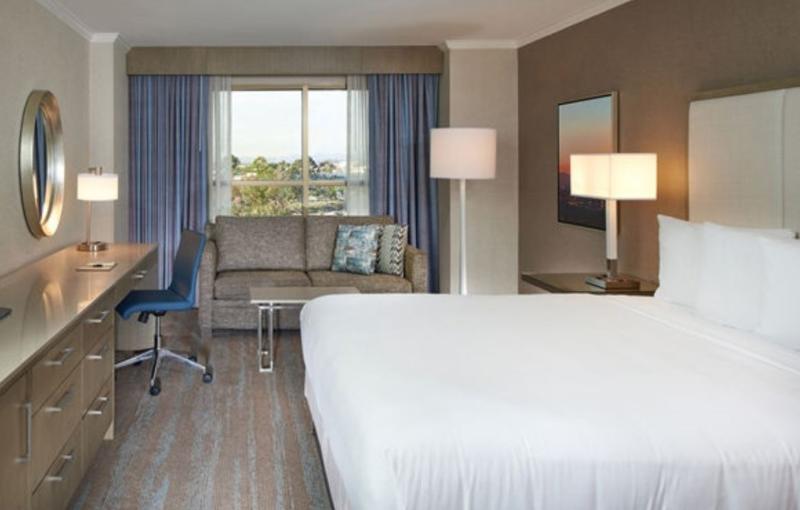 Doubletree By Hilton Irvine Spectrum Екстер'єр фото